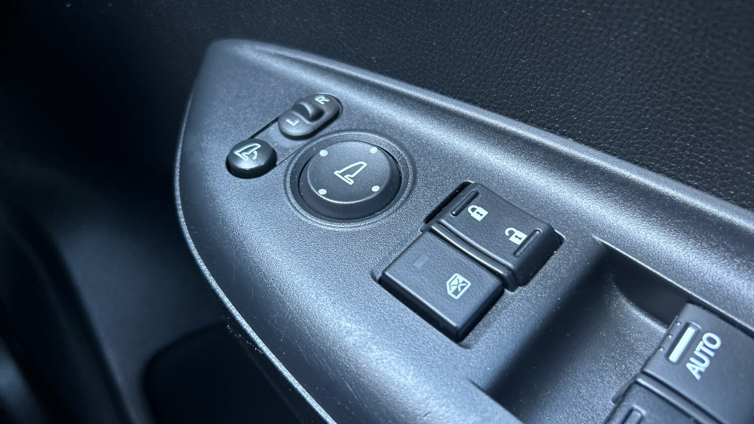 Used Honda Jazz 2017 for sale - 76684766: Photo 32