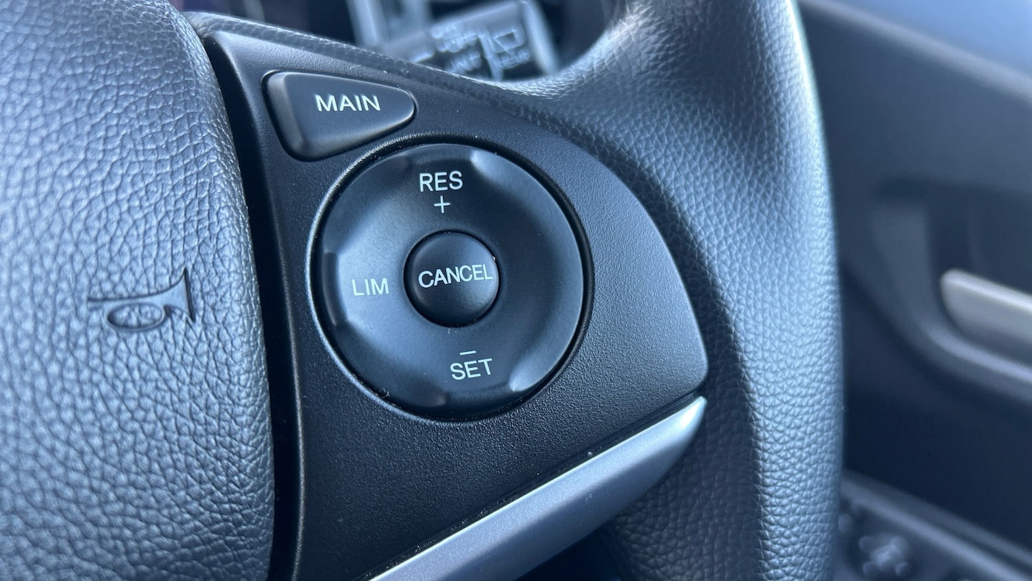 Used Honda Jazz 2017 for sale - 76684766: Photo 33