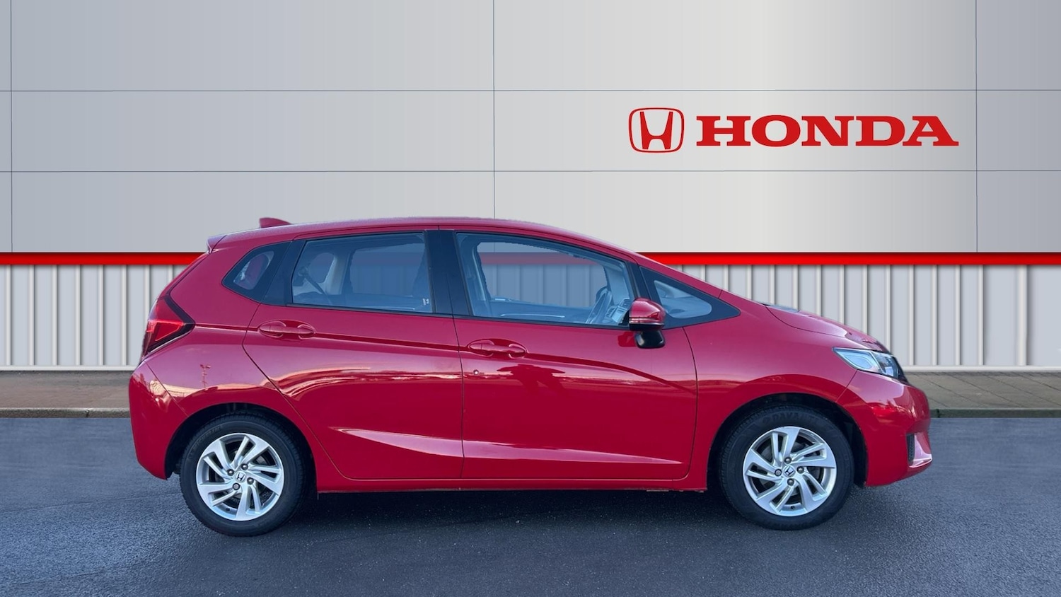 Used Honda Jazz 2017 for sale - 76684766: Photo 5