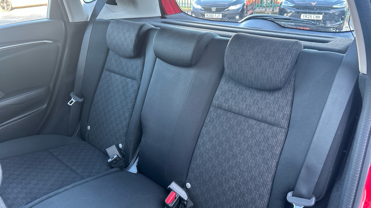 Used Honda Jazz 2017 for sale - 76684766: Photo 8