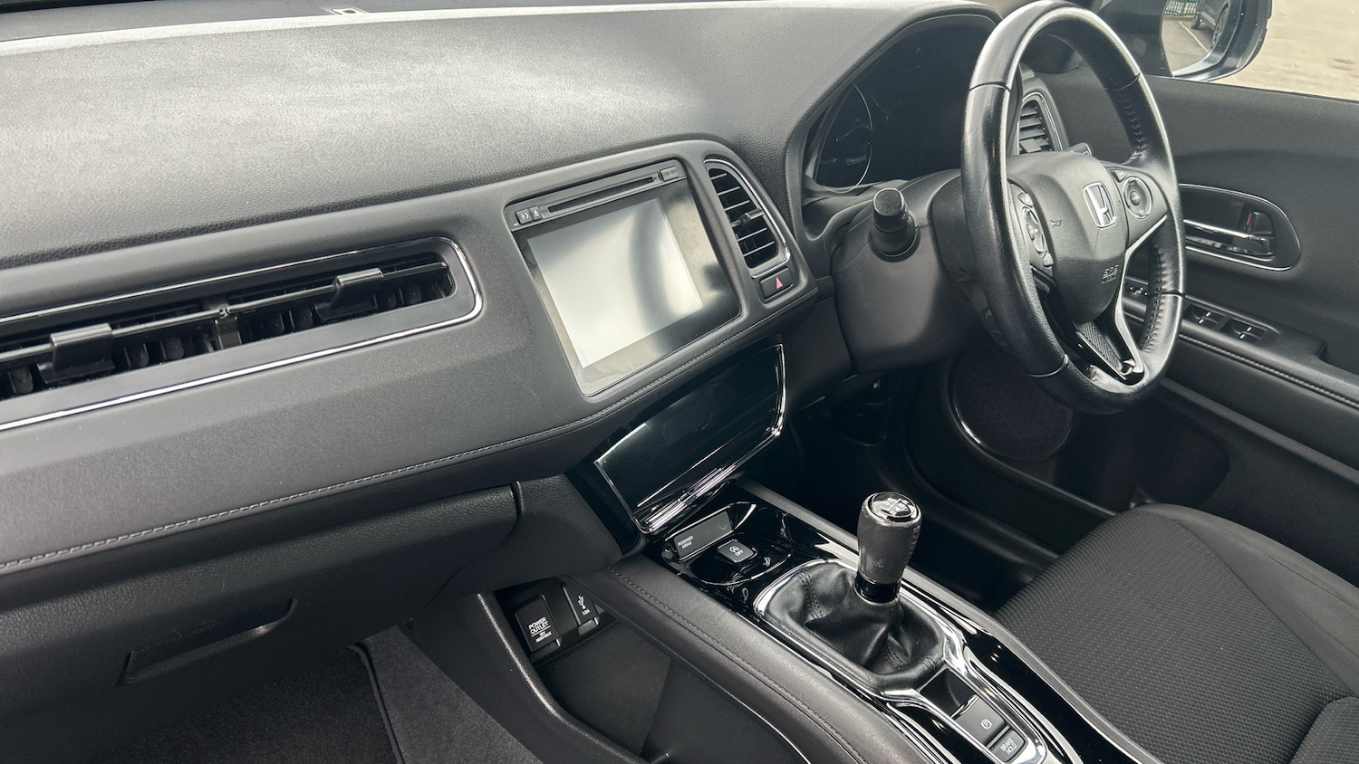 Used Honda HR-V 2019 for sale - 77851195: Photo 2