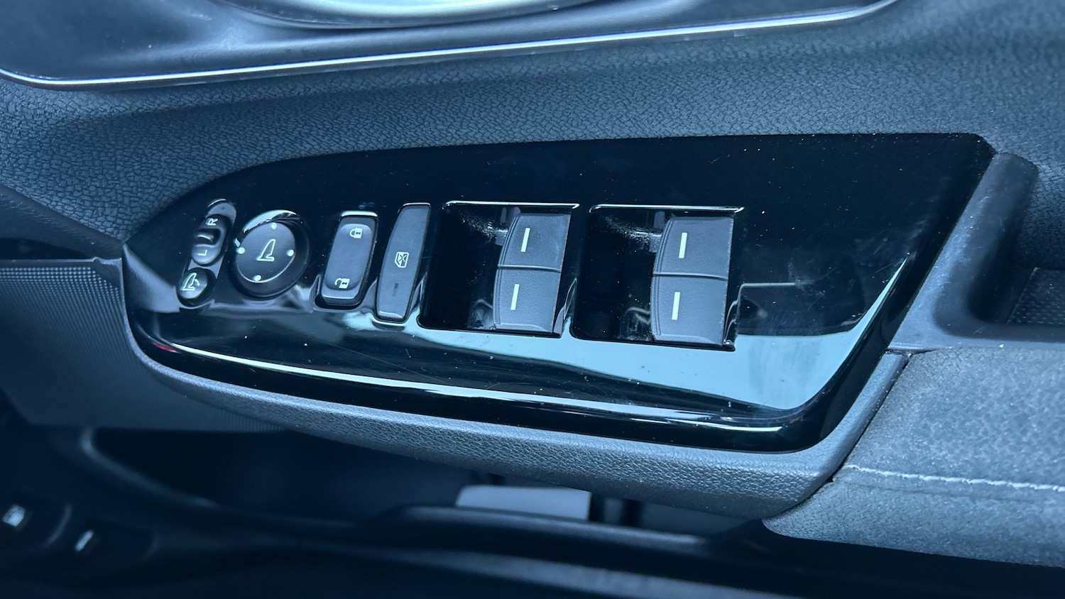 Used Honda CR-V 2020 for sale - 77103975: Photo 20