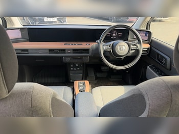 Used Honda e 2024 for sale - 79605978: Photo
