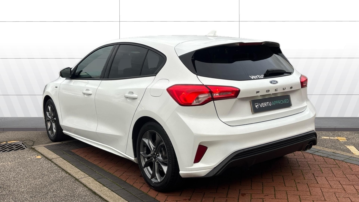 Used Ford Focus 2020 for sale - 76541690: Photo 2