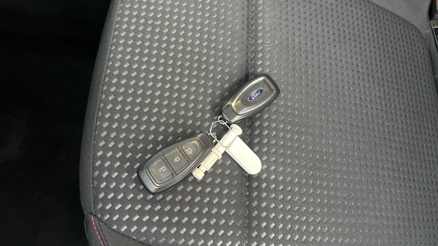 Used Ford Focus 2020 for sale - 76541690: Photo 20