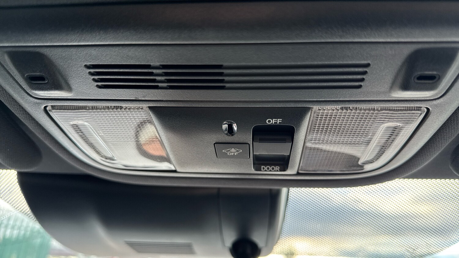 Used Honda Civic 2017 for sale - 76302883: Photo 18