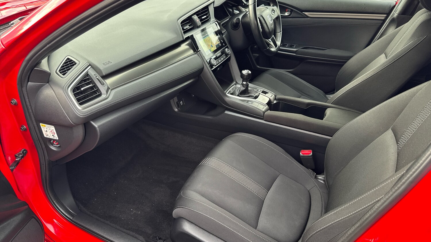 Used Honda Civic 2017 for sale - 76302883: Photo 32