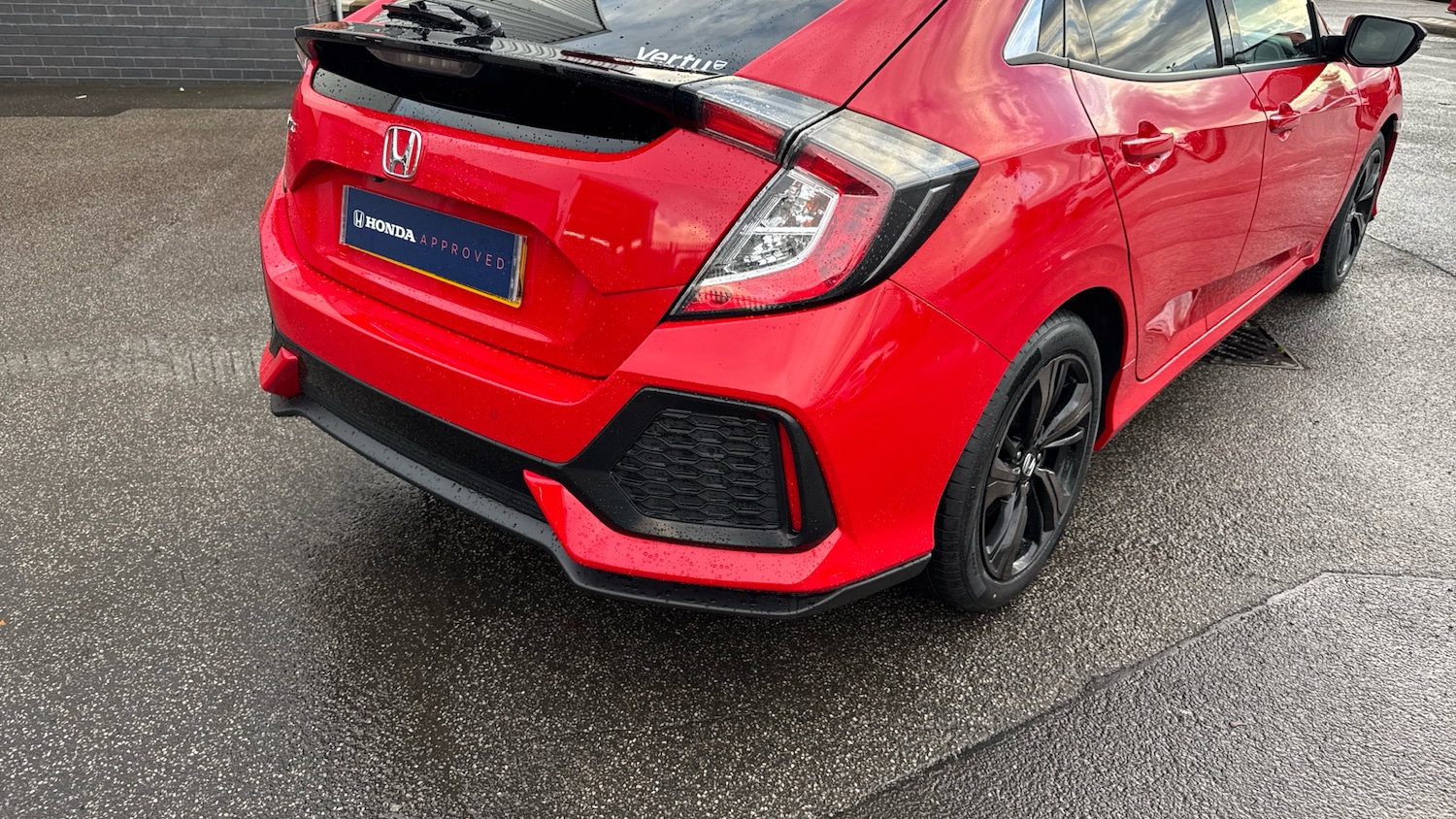 Used Honda Civic 2017 for sale - 76302883: Photo 38