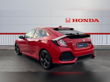 Used Honda Civic 2017 for sale - 76302883: Photo