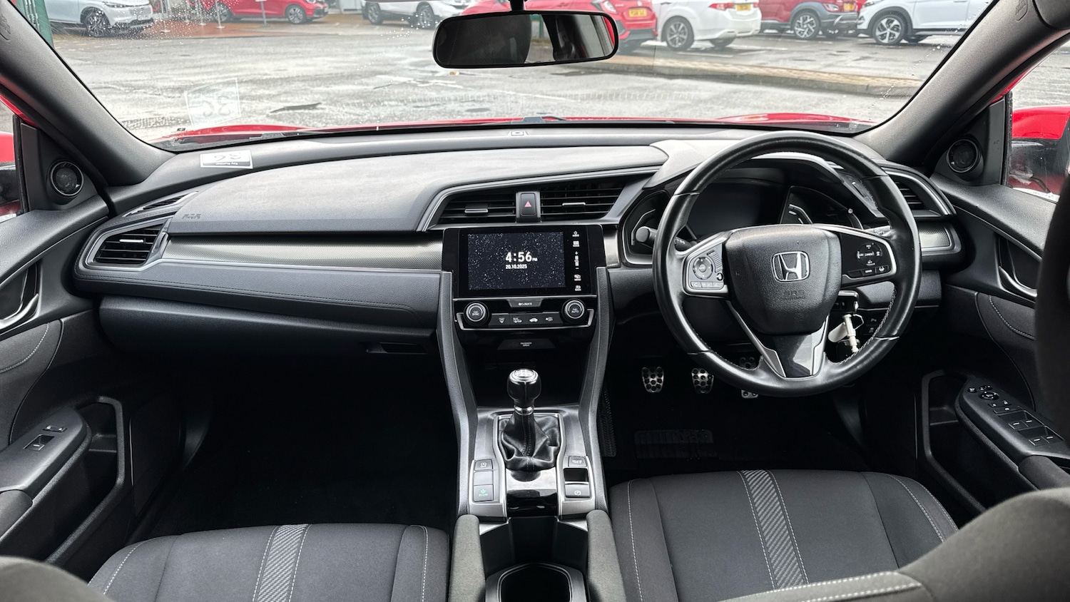 Used Honda Civic 2017 for sale - 76302883: Photo 4