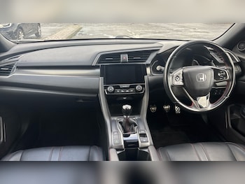 Used Honda Civic 2019 for sale - 76907673: Photo