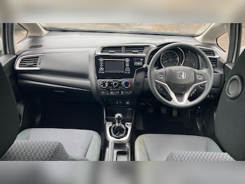 Used Honda Jazz 2019 for sale - 78270535: Photo