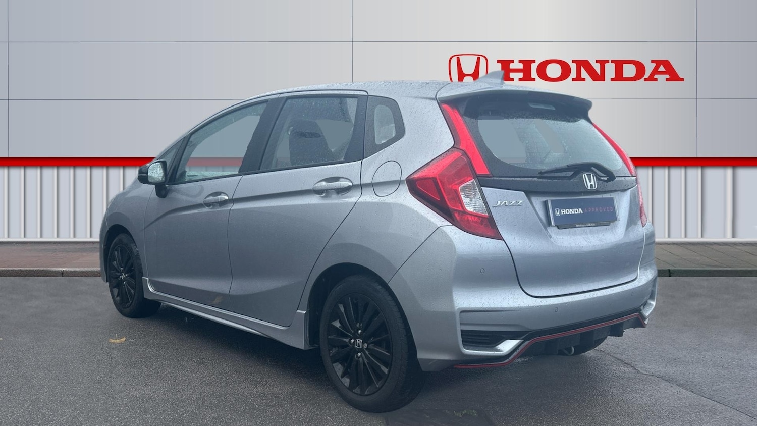 Used Honda Jazz 2018 for sale - 76322494: Photo 3