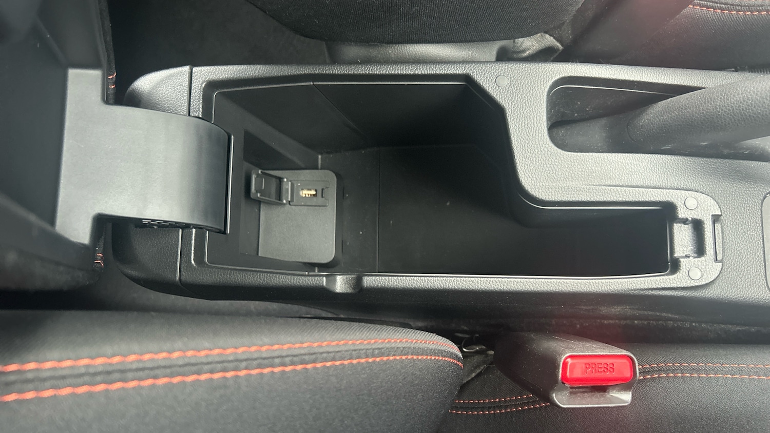 Used Honda Jazz 2018 for sale - 76322494: Photo 31