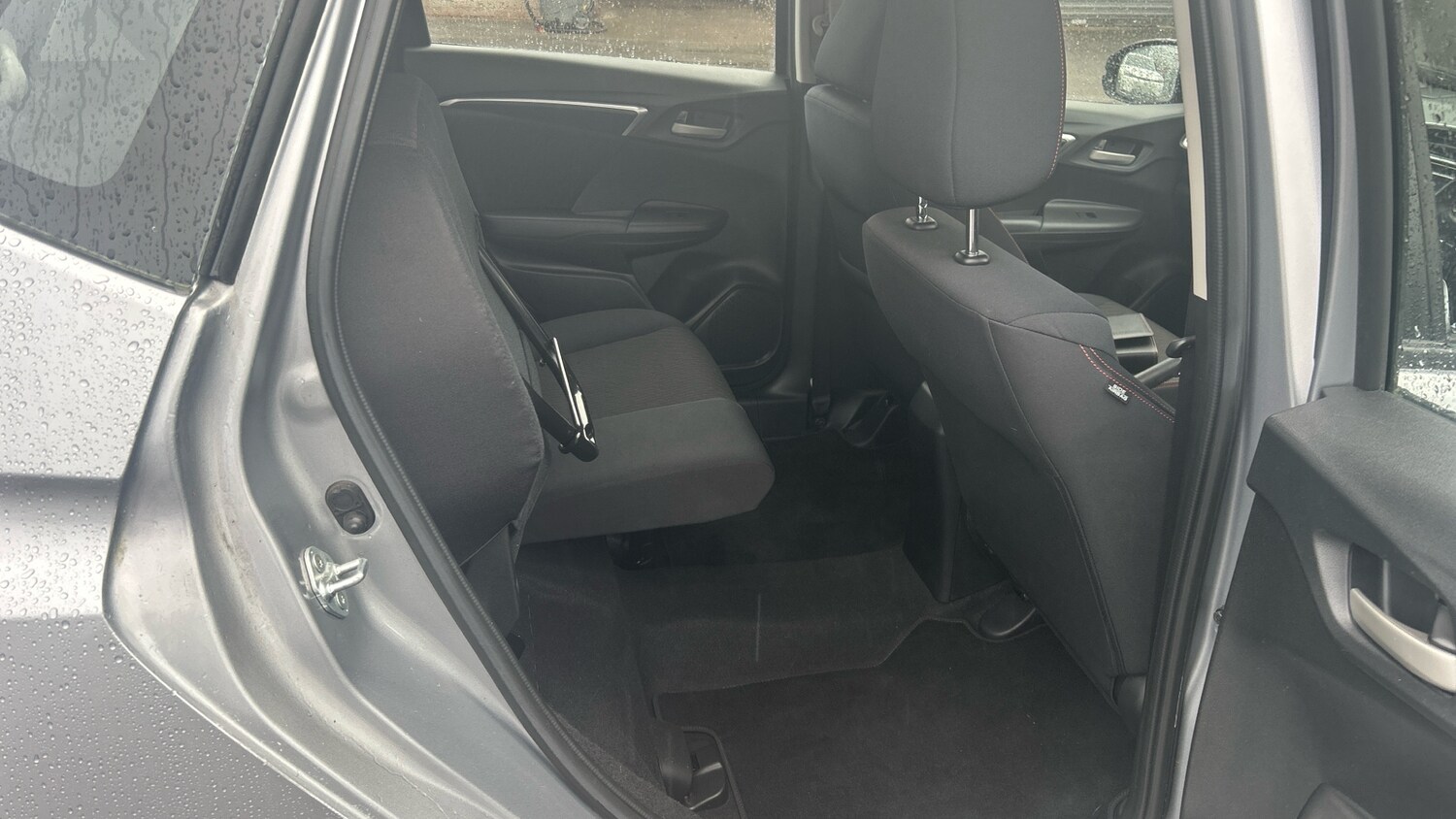 Used Honda Jazz 2018 for sale - 76322494: Photo 34