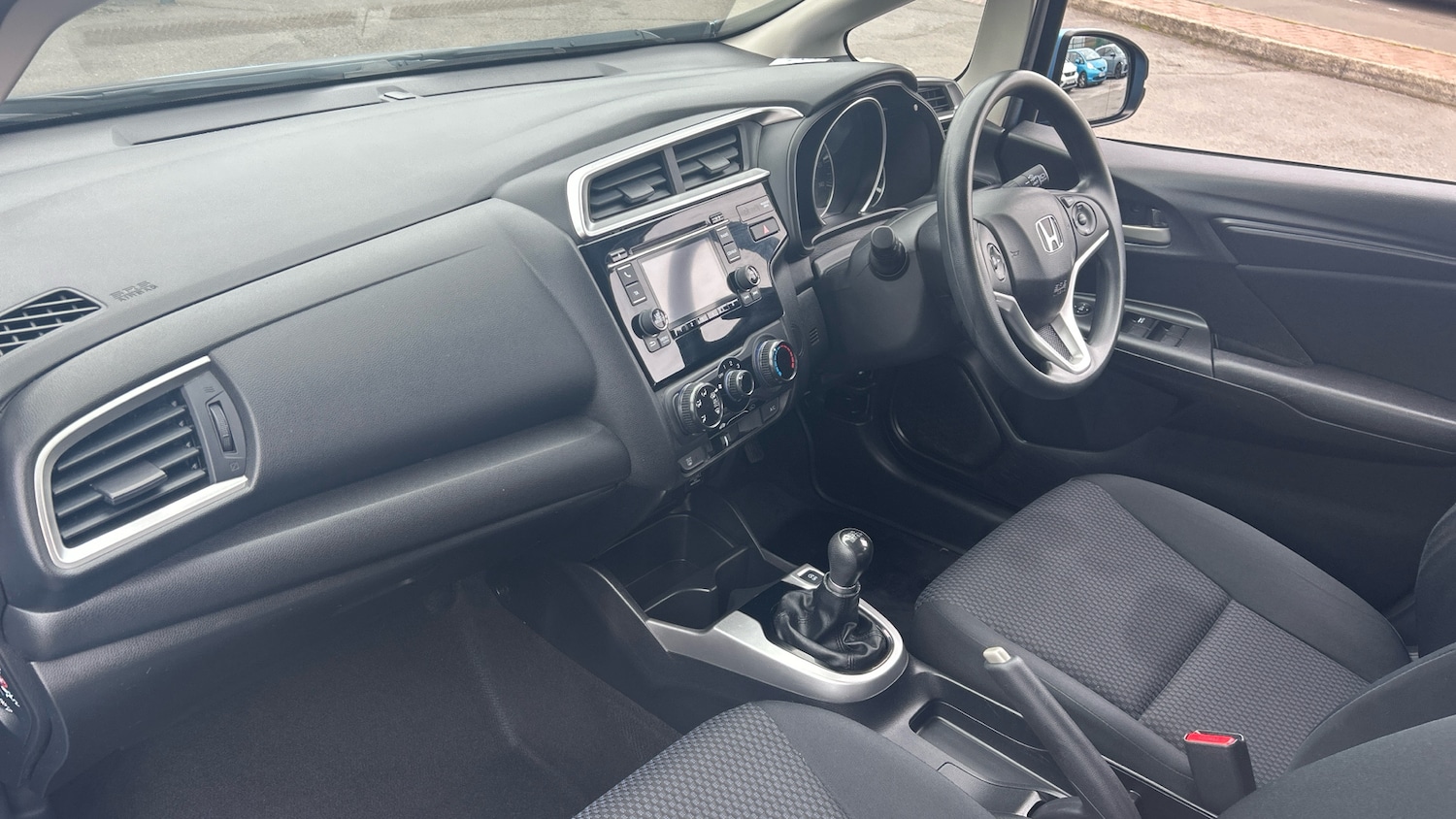 Used Honda Jazz 2018 for sale - 76131183: Photo 2