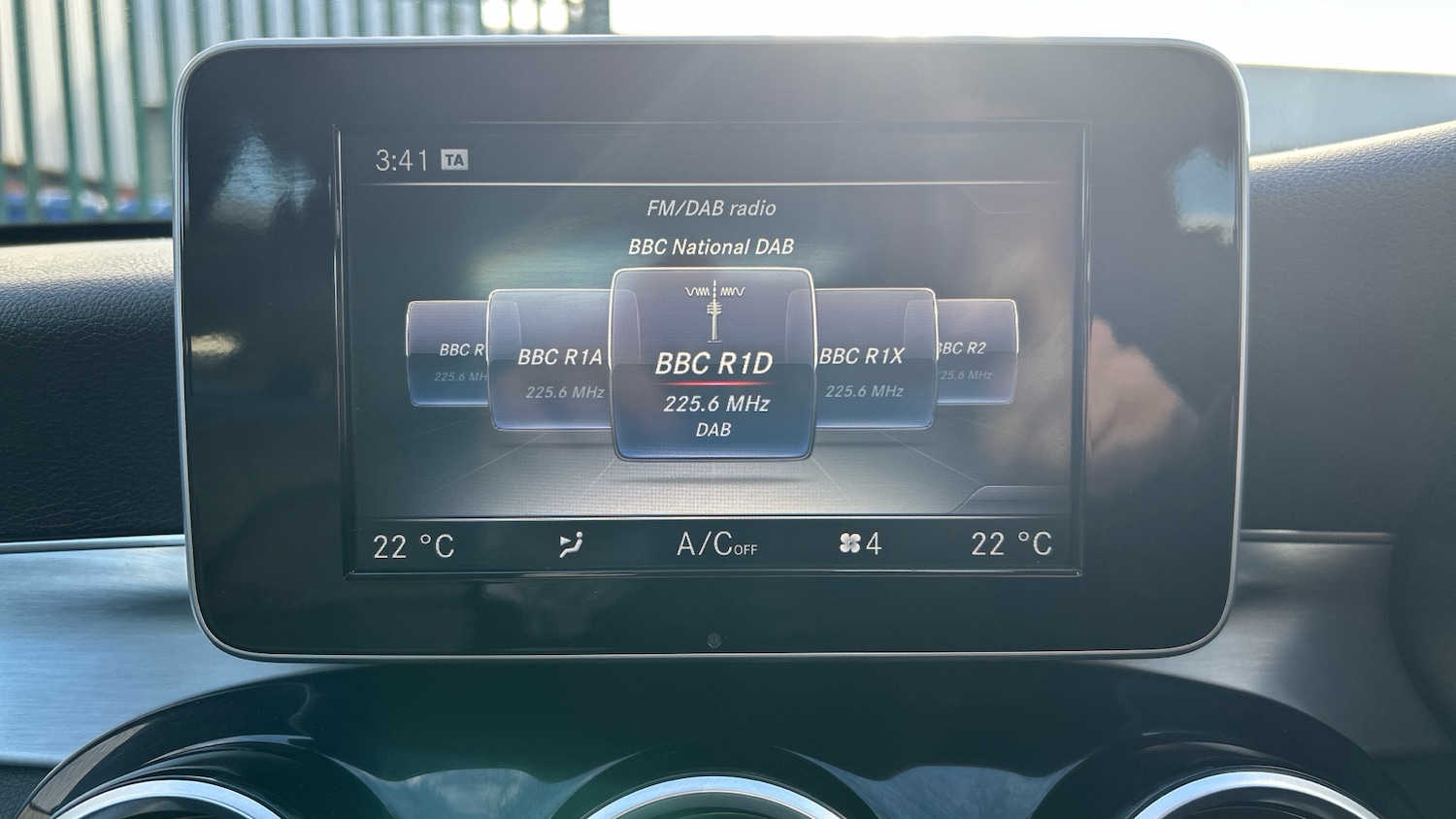 Used Mercedes-Benz C Class 2015 for sale - 77851193: Photo 12