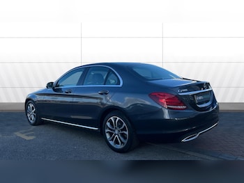 Used Mercedes-Benz C Class 2015 for sale - 77851193: Photo