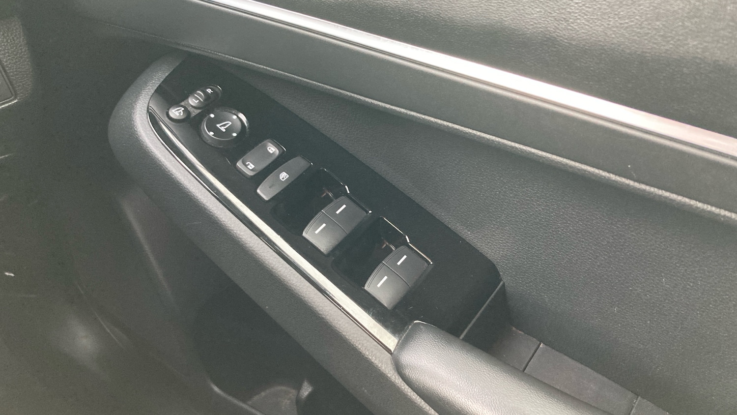 Used Honda HR-V 2023 for sale - 77988970: Photo 18