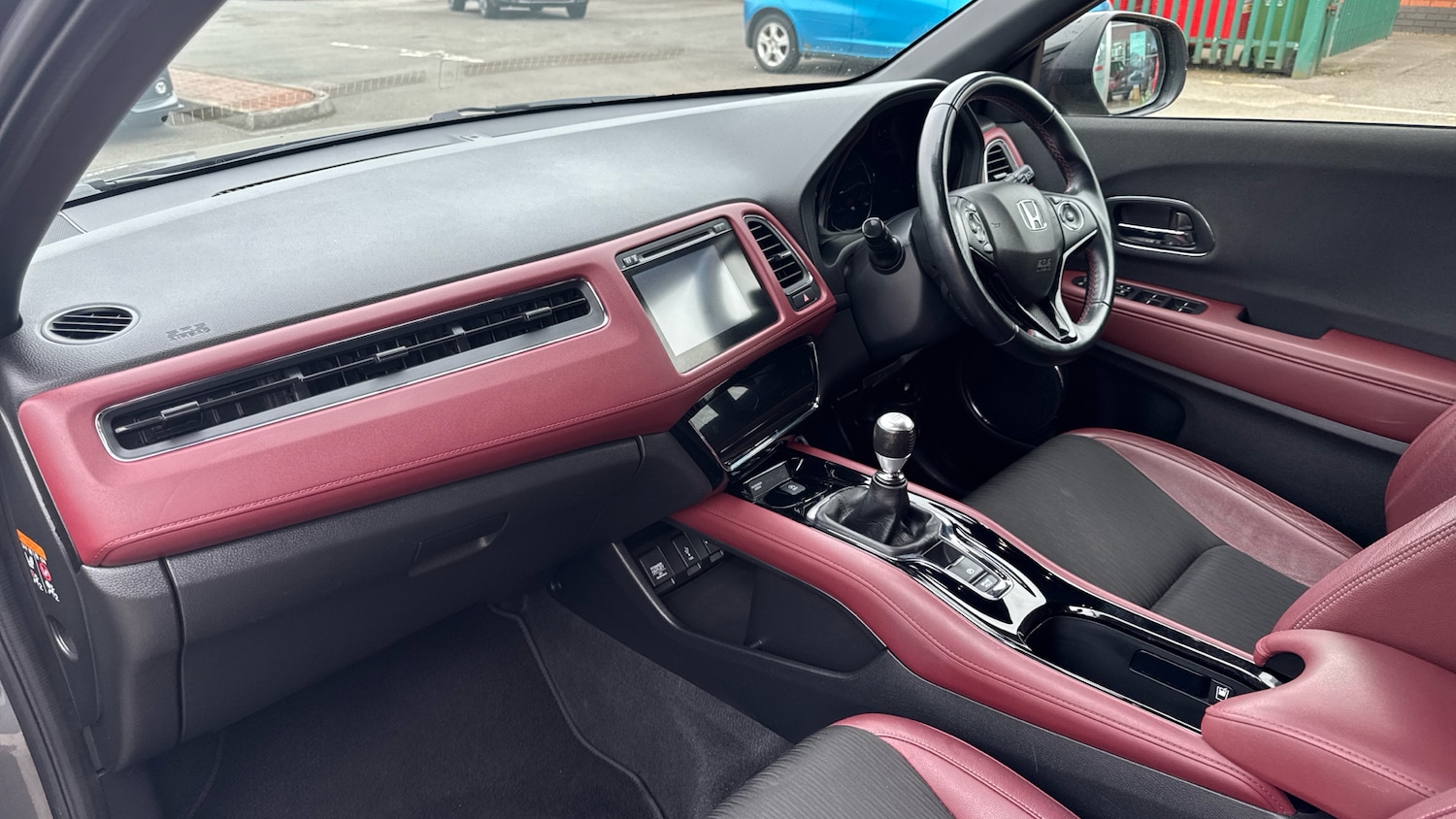 Used Honda HR-V 2020 for sale - 78144821: Photo 2