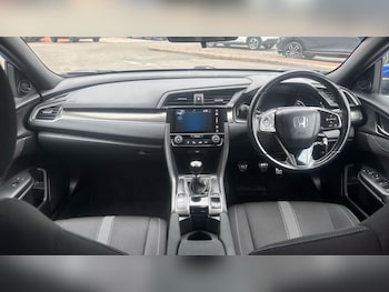 Used Honda Civic 2018 for sale - 75594622: Photo