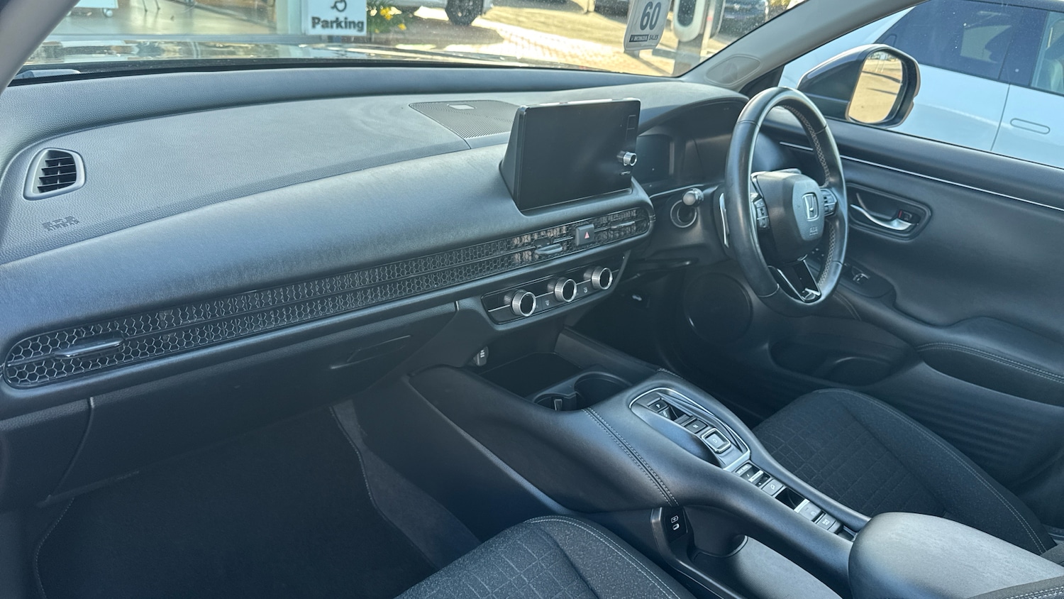 Used Honda ZR-V 2024 for sale - 78028433: Photo 2