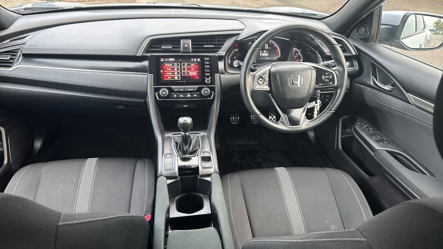 Used Honda Civic 2021 for sale - 75918288: Photo 4