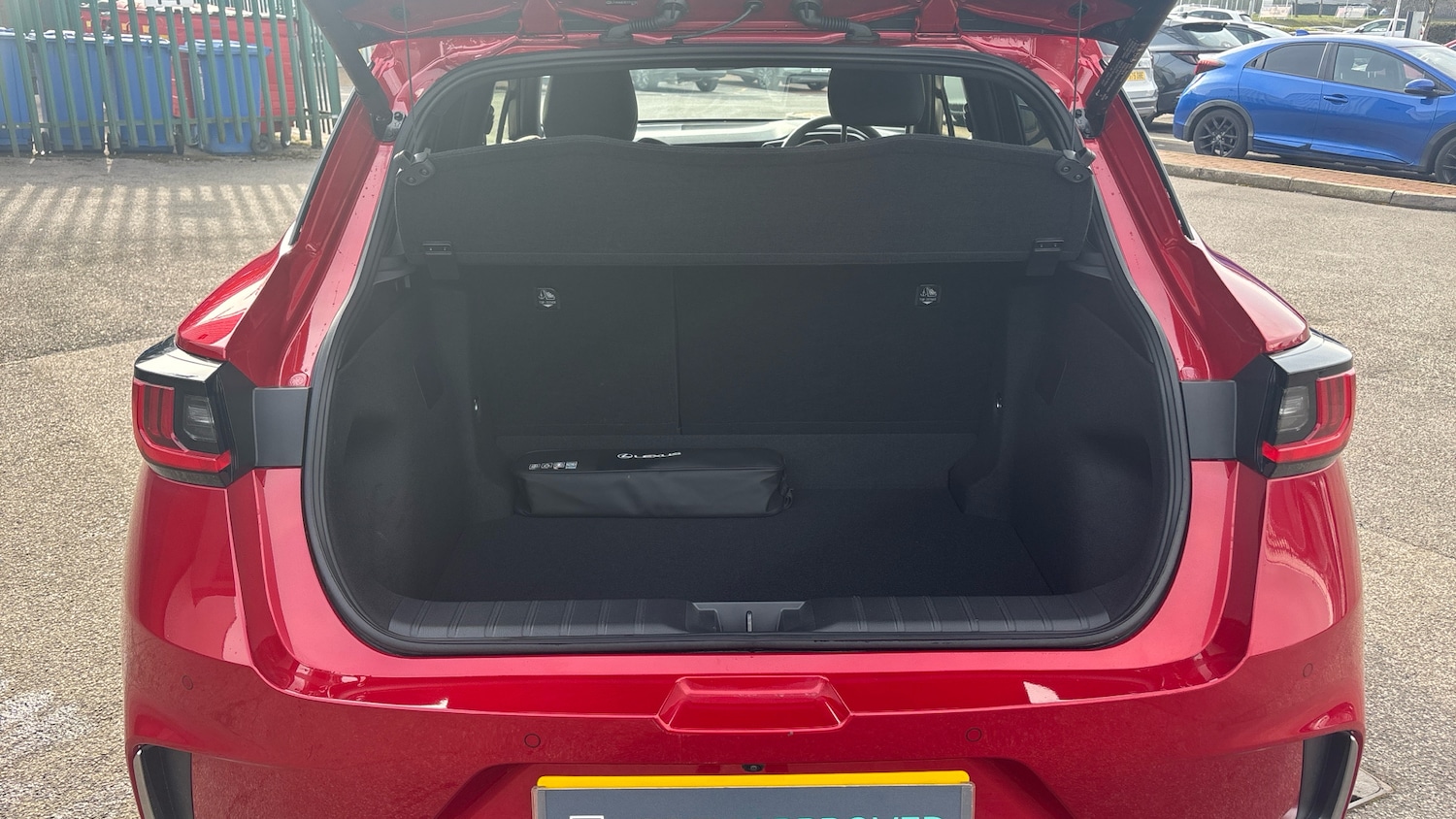 Used Lexus LBX 2024 for sale - 77988976: Photo 4