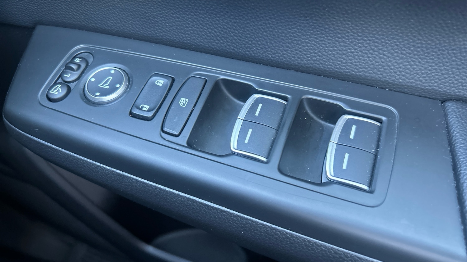 Used Honda CR-V 2024 for sale - 77950289: Photo 17