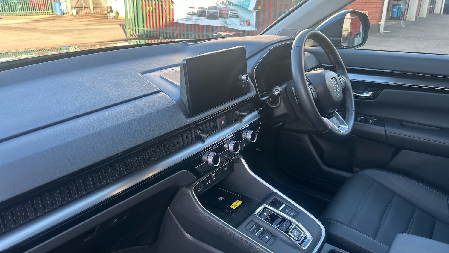 Used Honda CR-V 2024 for sale - 77950289: Photo 2