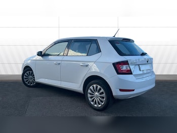 Used Skoda Fabia 2019 for sale - 76352924: Photo