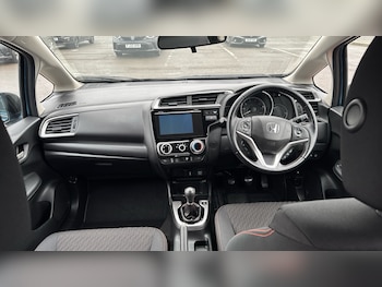 Used Honda Jazz 2018 for sale - 77011865: Photo