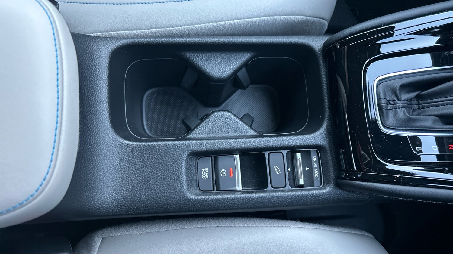 Used Honda HR-V 2025 for sale - 77873189: Photo 31