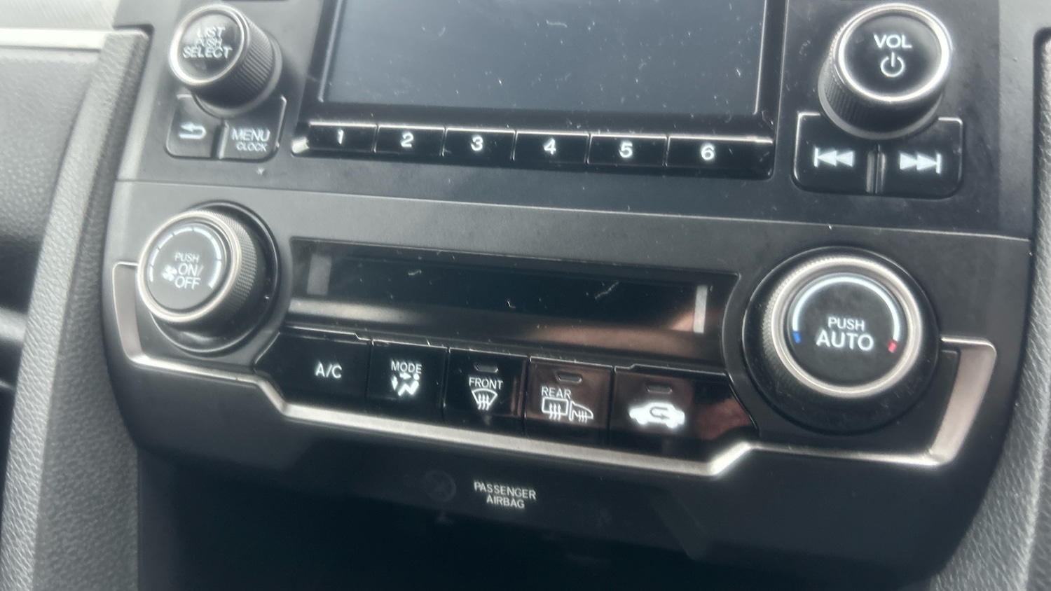 Used Honda Civic 2019 for sale - 77272179: Photo 26