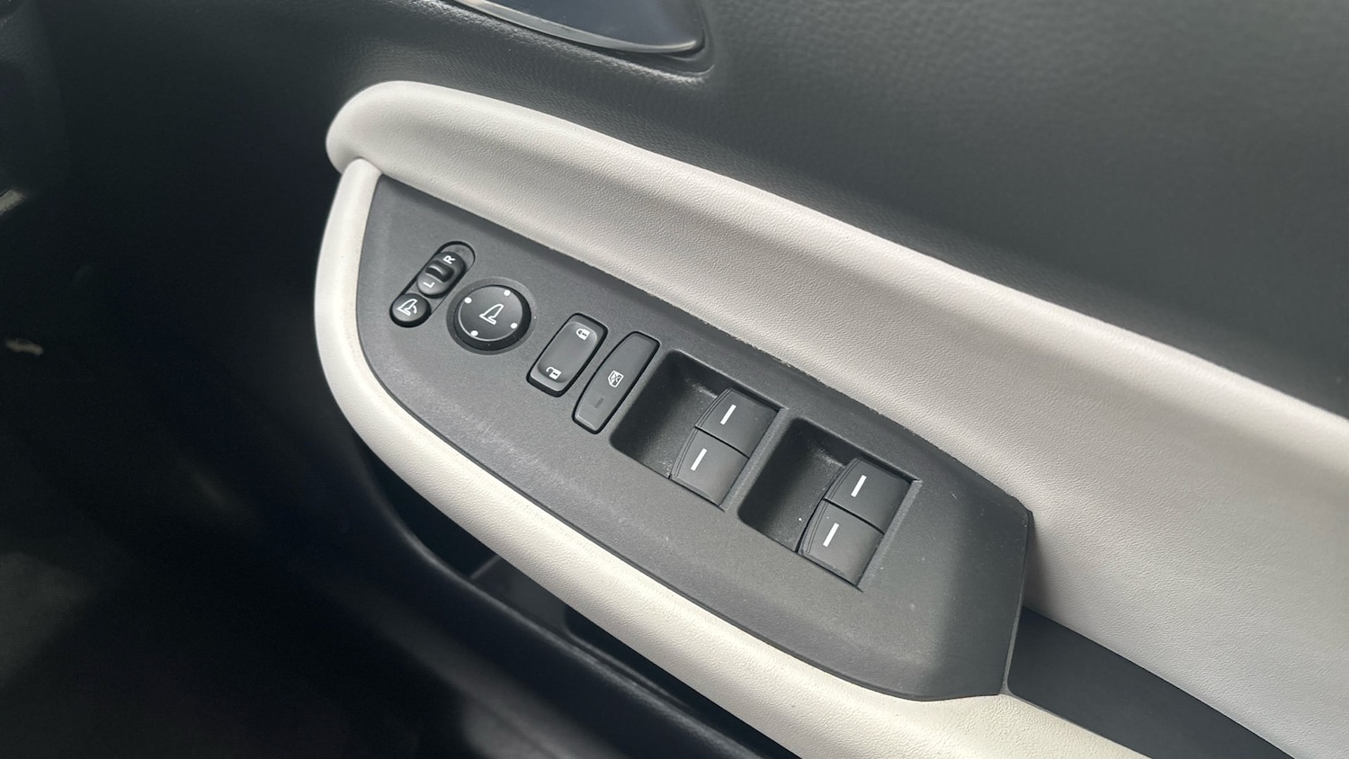 Used Honda Jazz 2022 for sale - 76808060: Photo 18