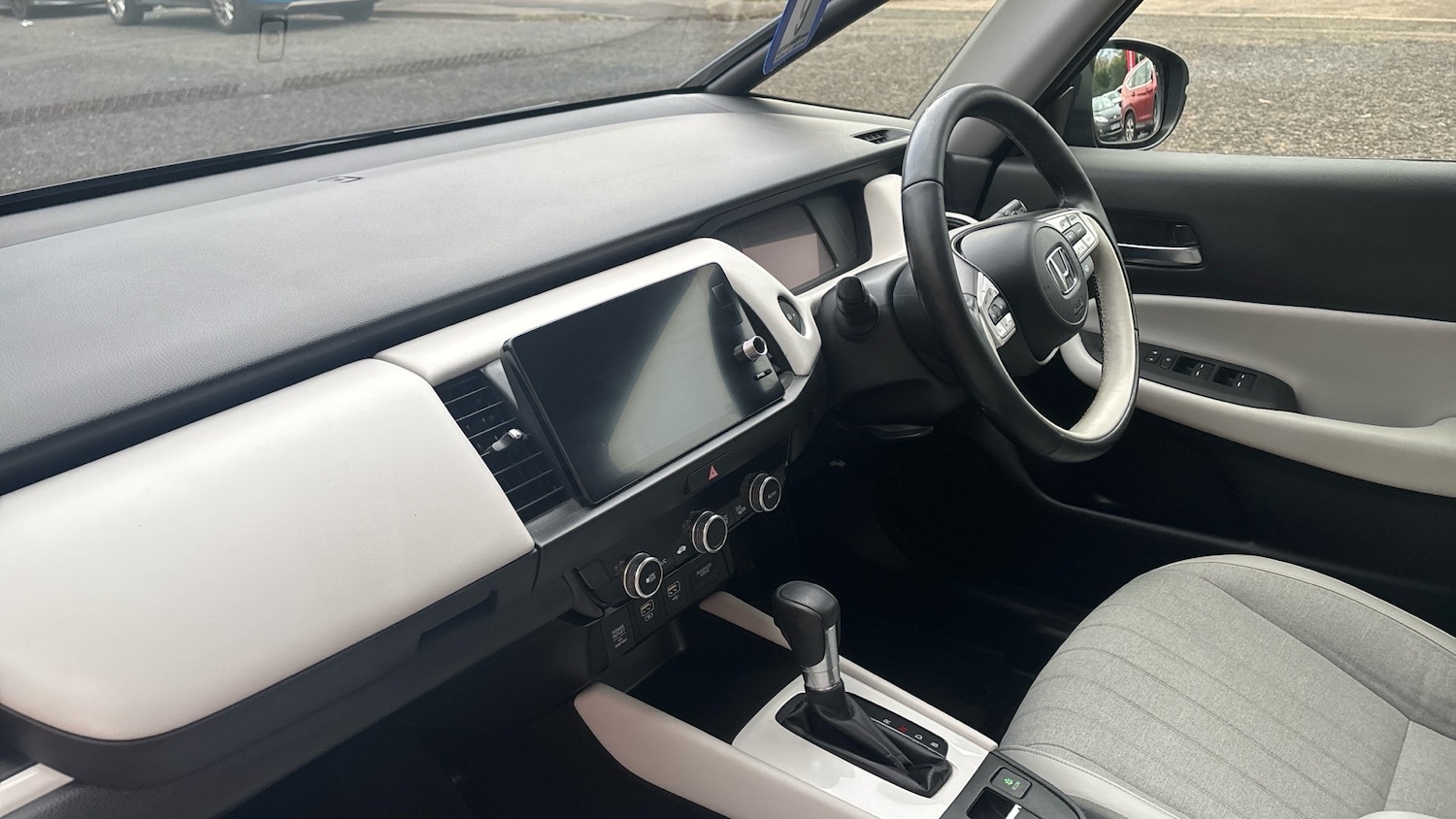 Used Honda Jazz 2022 for sale - 76808060: Photo 2