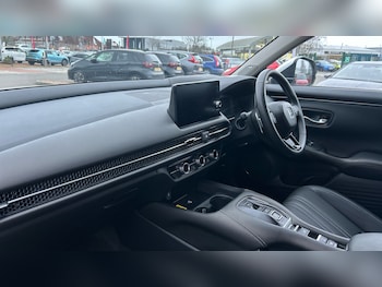 Used Honda ZR-V 2025 for sale - 77650149: Photo