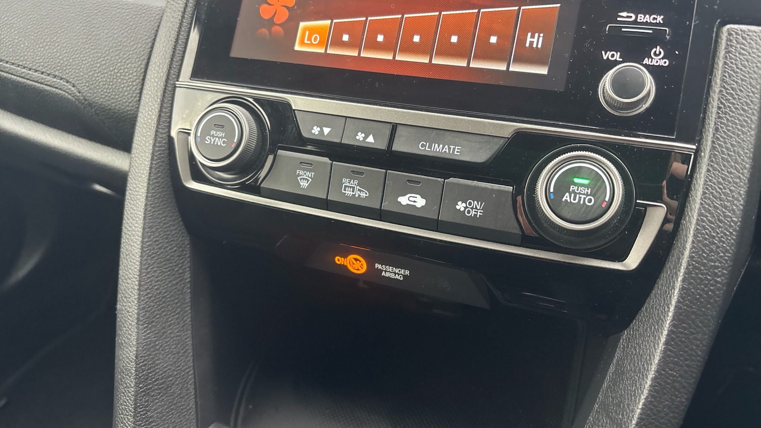 Used Honda Civic 2021 for sale - 76749820: Photo 22