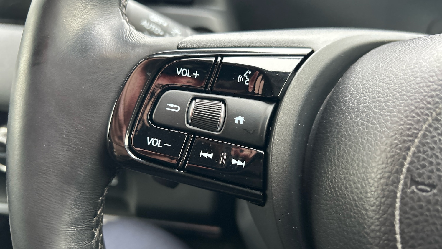 Used Honda HR-V 2023 for sale - 77528469: Photo 39