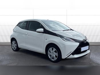Used Toyota AYGO 2017 for sale - 78873928: Photo