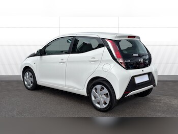 Used Toyota AYGO 2017 for sale - 78873928: Photo