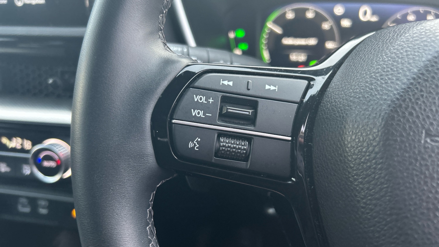 Used Honda CR-V 2024 for sale - 77207323: Photo 17