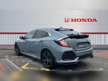 Used Honda Civic 2017 for sale - 77011867: Photo