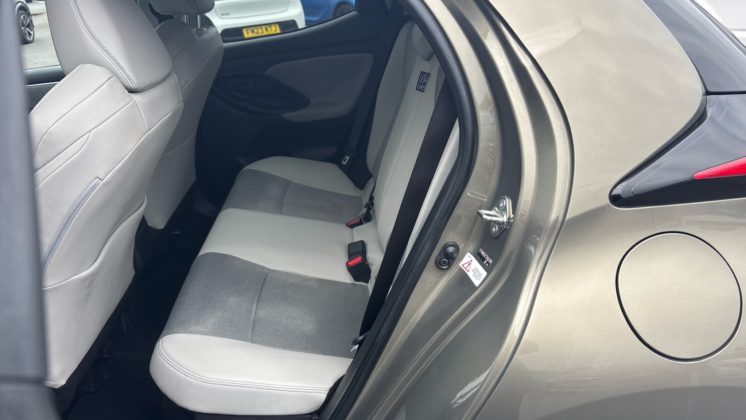 Used Toyota Yaris 2020 for sale - 76079670: Photo 16