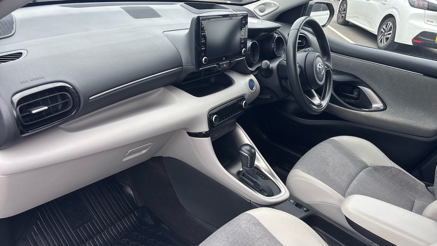 Used Toyota Yaris 2020 for sale - 76079670: Photo 9
