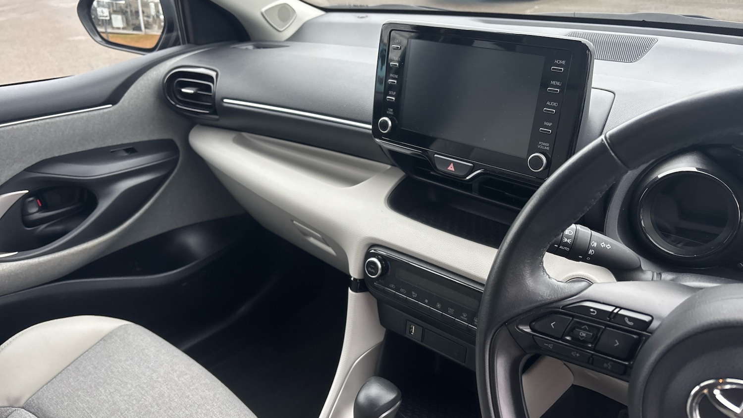 Used Toyota Yaris 2022 for sale - 77106428: Photo 14