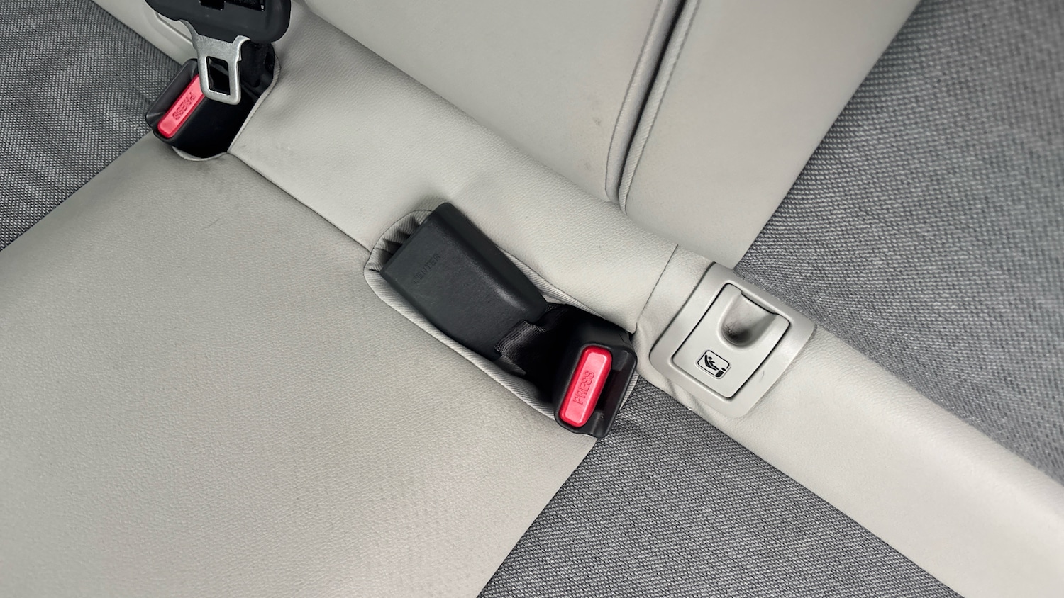 Used Toyota Yaris 2022 for sale - 77106428: Photo 17