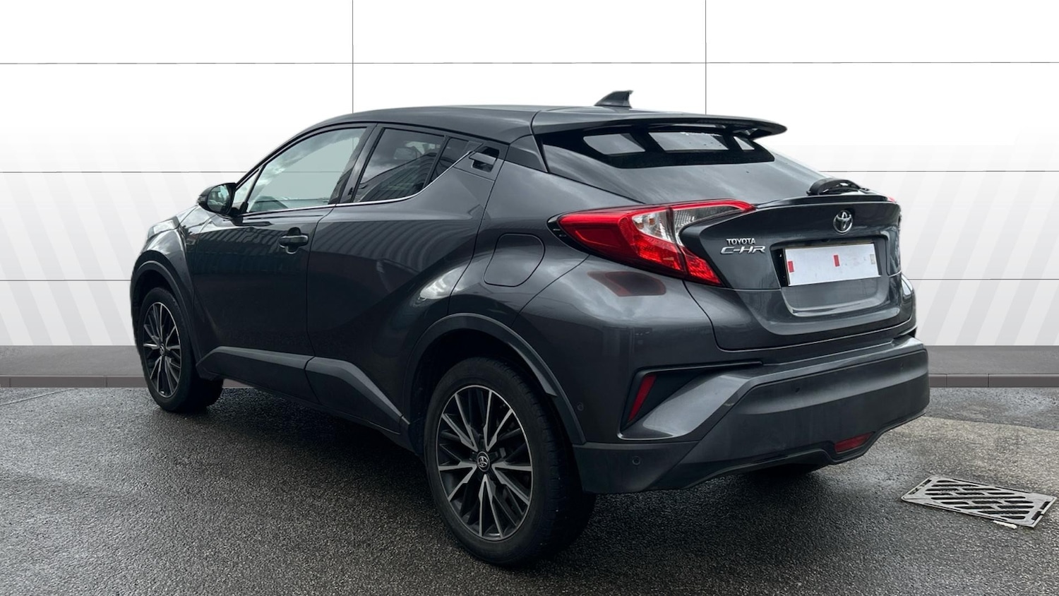 Used Toyota C-HR 2018 for sale - 78111931: Photo 2