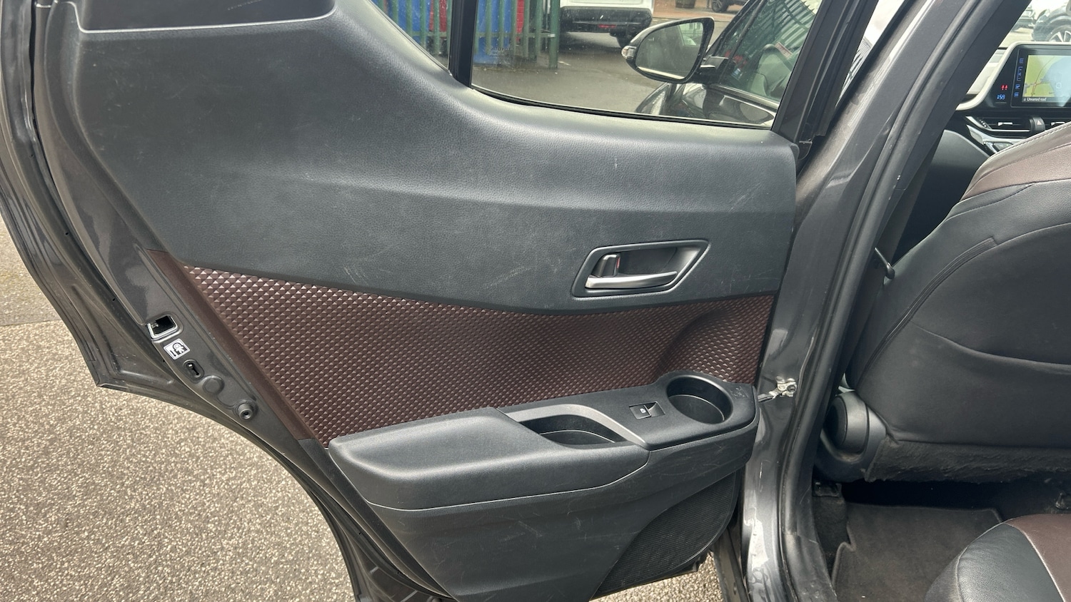 Used Toyota C-HR 2018 for sale - 78111931: Photo 22