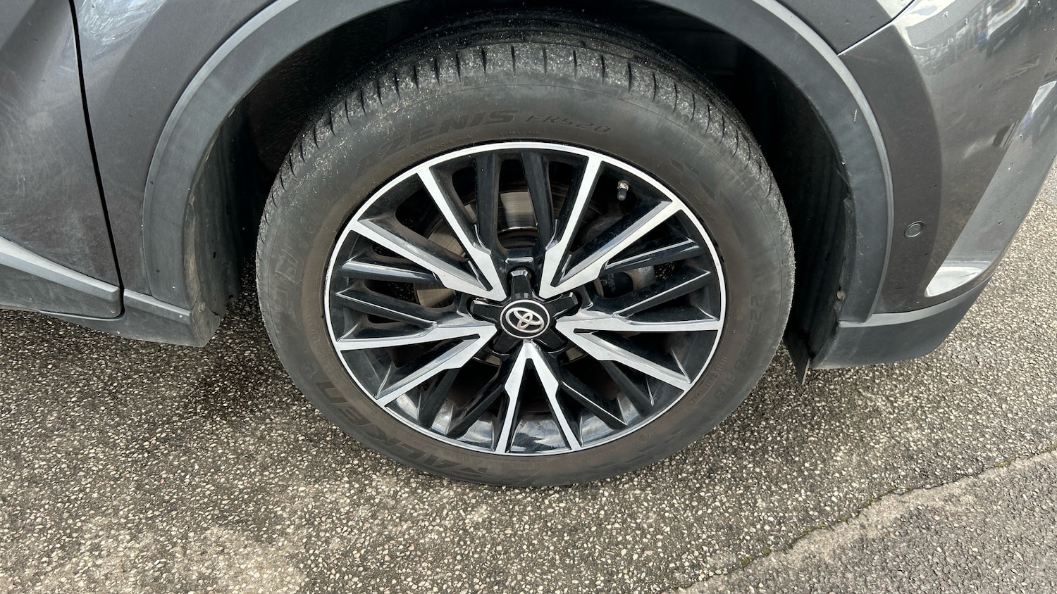 Used Toyota C-HR 2018 for sale - 78111931: Photo 25